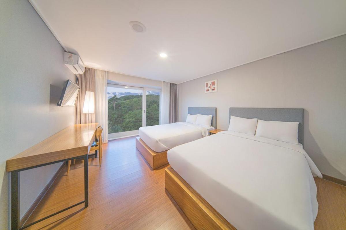 El Hotel Yangyang Exterior photo