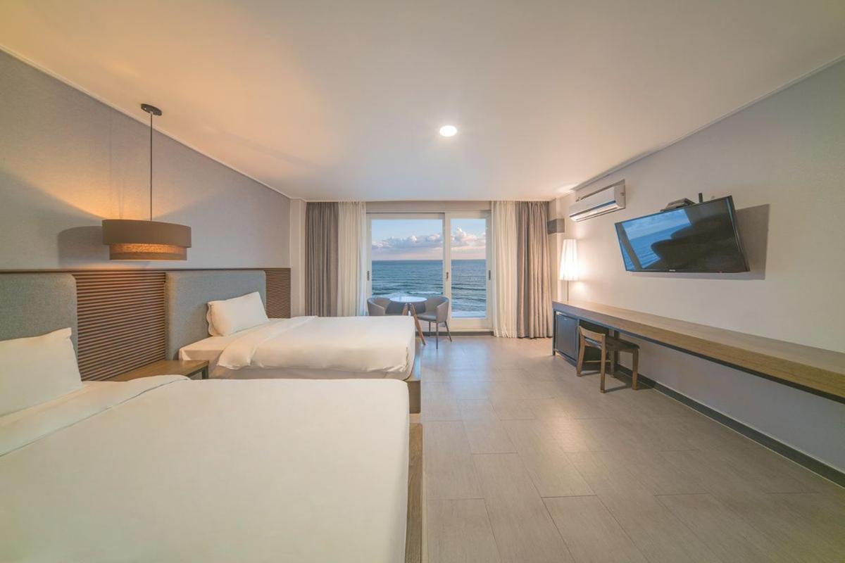 El Hotel Yangyang Exterior photo