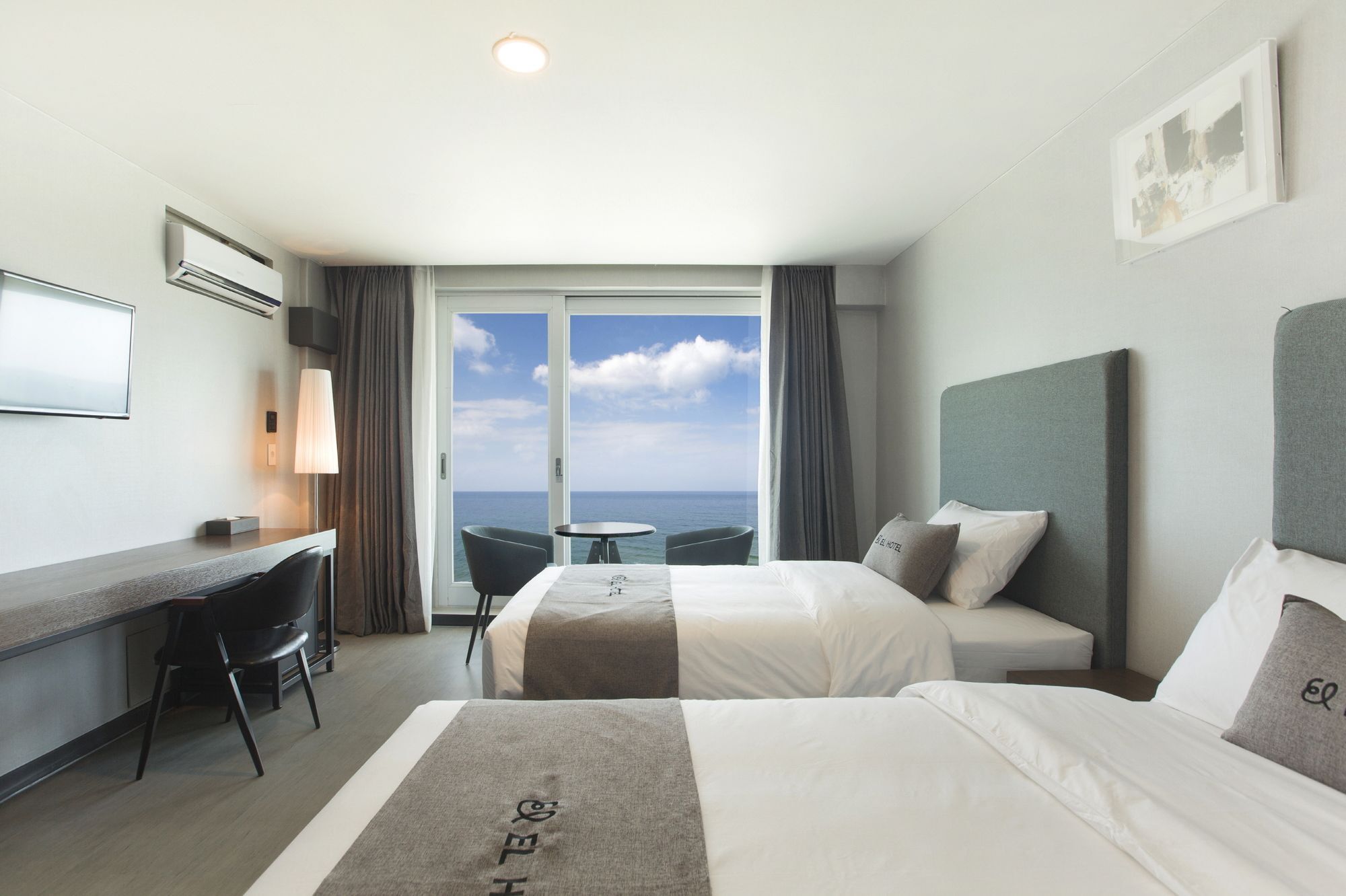 El Hotel Yangyang Exterior photo